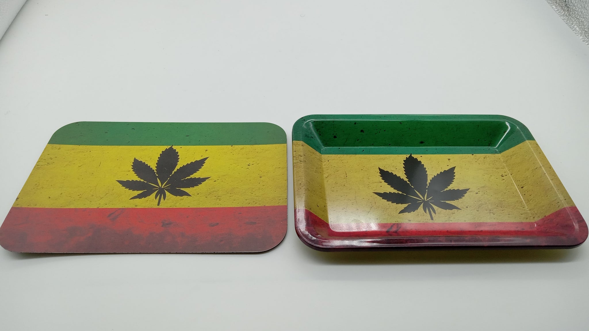 Mini Trays w/ Magnetic Cover