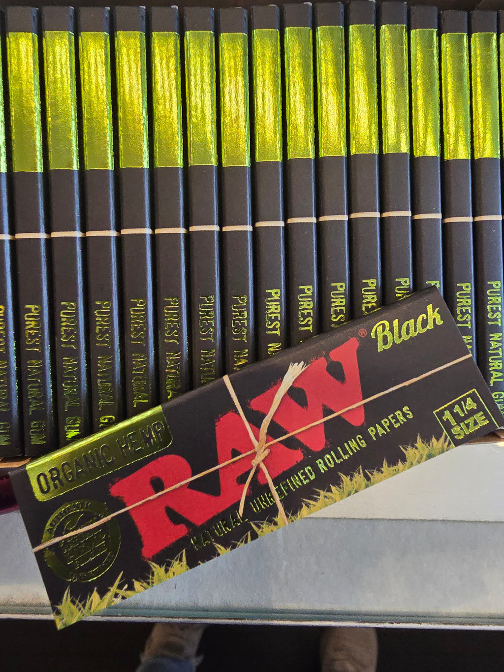 RAW Black Rolling Papers