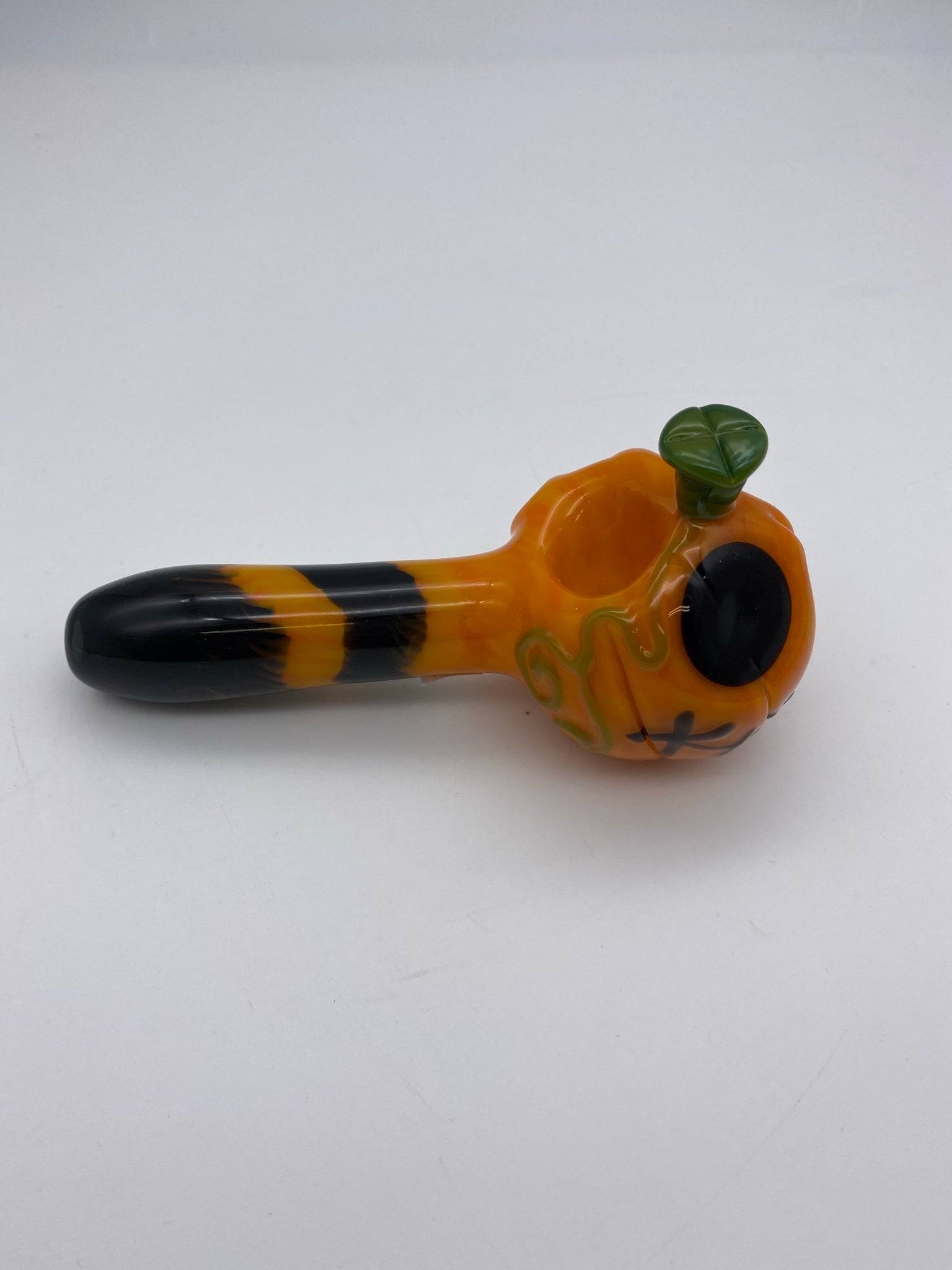 Skull pipe