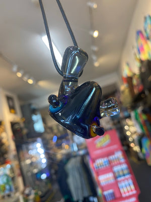 Lerk The World phaze head pendant